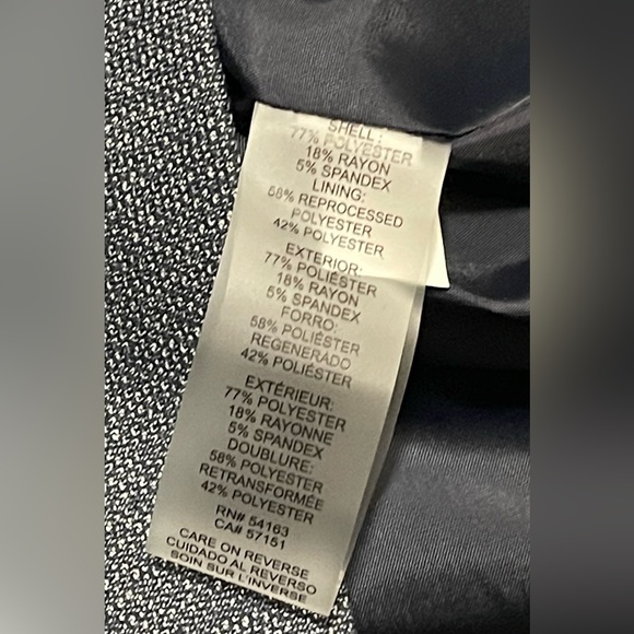 CALVIN KLEIN BLAZER NOTCH COLLAR TWO-BUTTON DOWN WOMEN BLUE COLOR POCKETS SIZE 6 - Picture 8 of 9